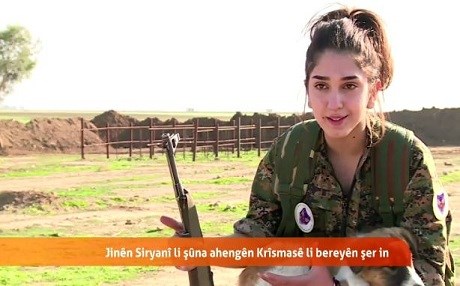 Şervanên jin ên siryanî krîsmîsê li eniyên şer derbas dikin