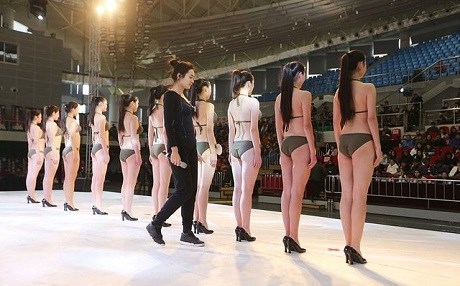 Çin işi hostes testi