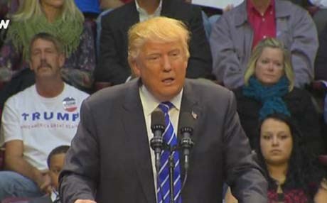 موسڵمانانی ئەمریکا داوا دەکەن دۆناڵد ترامپ داوای لێبوردن بکات