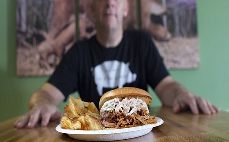 Danimarka’da domuz eti zorunluluğu