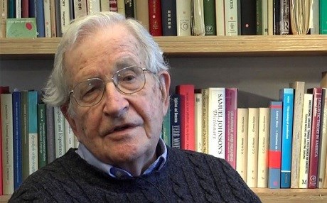 Chomsky: Bila Meclîsa Kirklar navbeynkariye bike