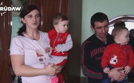 لە شارۆچکەیەکی بچووک 62 دووانە دەژین