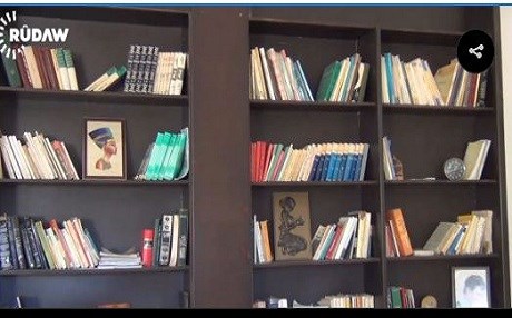 Gelek nivîskarên Kurd duzimanî ne