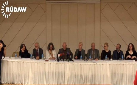 Mafnas û akademîsyên daxwaza makezagonek demokratîk dikin