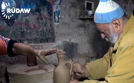 Malbatek Ermenî li Qamişlo bi heriyê berhmenê destî diafirînin