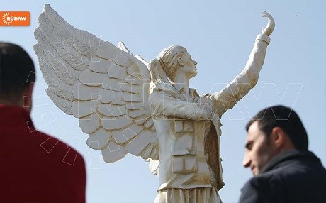 ‘Direniş’ anıtı Rojava’da