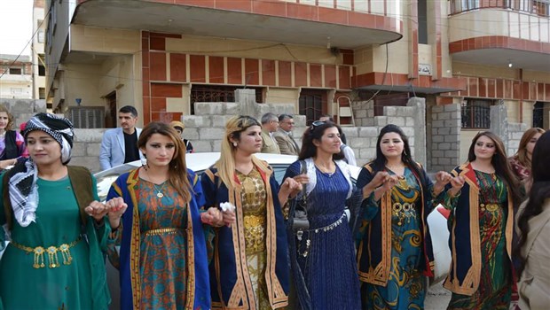 Rojava'da Kürt Milli Kıyafetleri Günü kutlandı