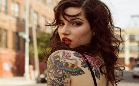 Dövme aşı etkisi yapıyor