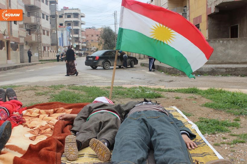 FOTO – Rojavalı Kürtler Halepçe’yi unutmadı…