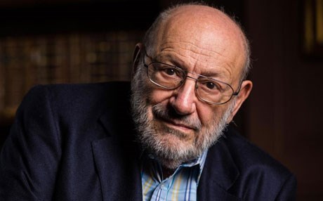 ئەمبێرتۆ ئێكۆ و گرنگیی پێكەنین