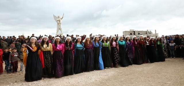 İŞTE YANIT - YPG Kobani’de neden öyle yürüyor!