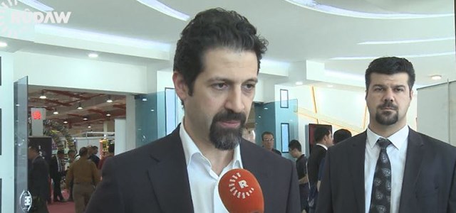 قوباد تاڵەبانی باسی رێگەی نوێی دابەشكردنی مووچە دەكات