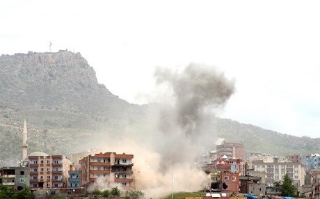 SON DURUM - 3 ilde silah sesleri ve duman!