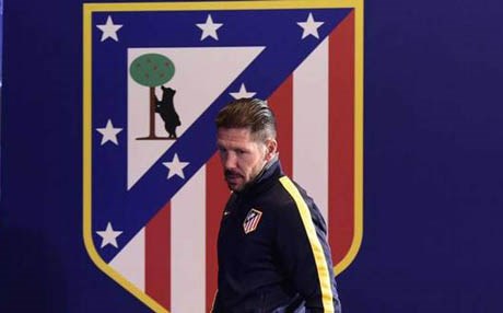 دیێگۆ سیمیۆنی، یاریزان له‌ پێستی راهێنه‌ردا