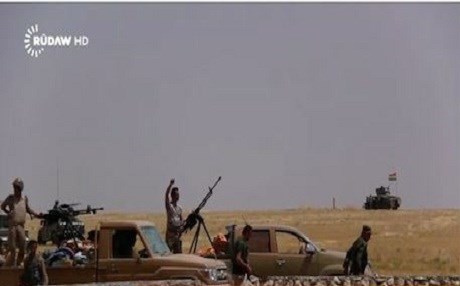 Peshmerga forces continue offensive against ISIS in Gwer