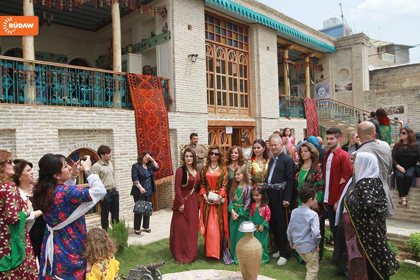 FOTO – Evde Kürt kültürü sergisi