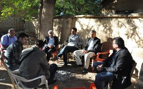 Tirkiye nahêle nivîskarên kurd derbasî Rojava bibin