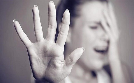 Kadın siyasilere cinsel taciz