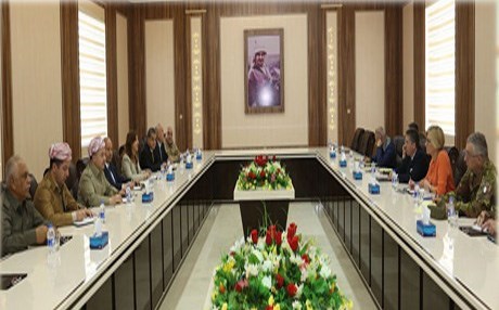 İtalyan Bakan: Peşmergeden bir parçayız!