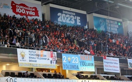 Kongreya AK Partiyê bi rêve diçe