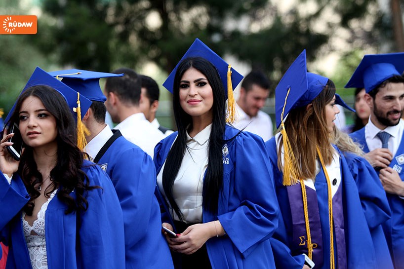 FOTO - Amerikan Üniversitesi'nde mezuniyet heyecanı...