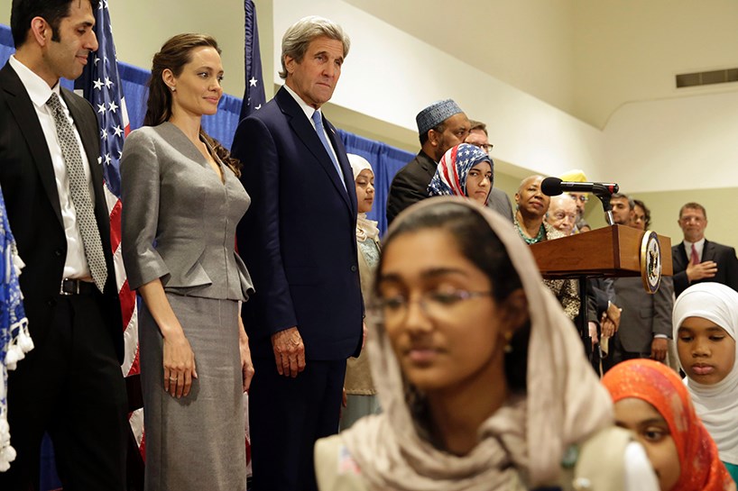 WÊNE - Angelina Jolie û John Kerry Fitarê bi misilmanan re bûn