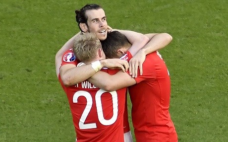 İkinci çeyrek finalist Galler