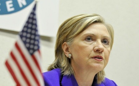 Clinton FBI’a ifade verdi