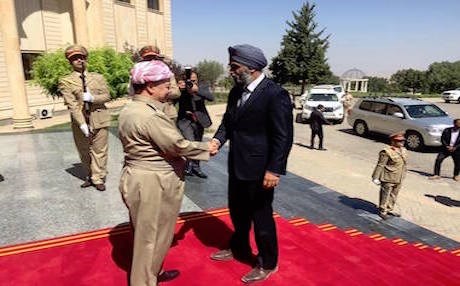 Canadian defense chief in Erbil as Ottawa decides to send bomb disposal trainers