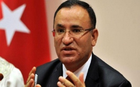 Bekîr Bozdag: Êdî herkes dikare bi kurdî parastina xwe bike