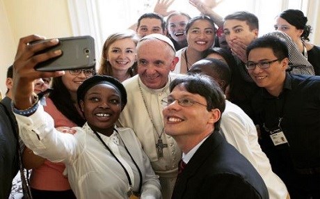 Papa: Tanrı'nın hafızası disk değil