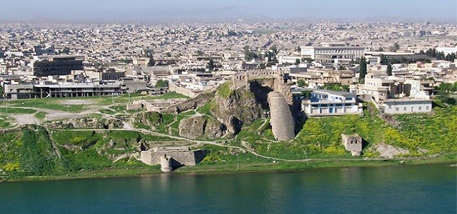 SON DURUM - Halktan baskın / Bayrak indi / IŞİD 3 parça