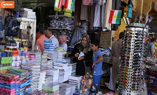 بالصور.. أسواق التجهيزات المدرسية في أربيل خاوية