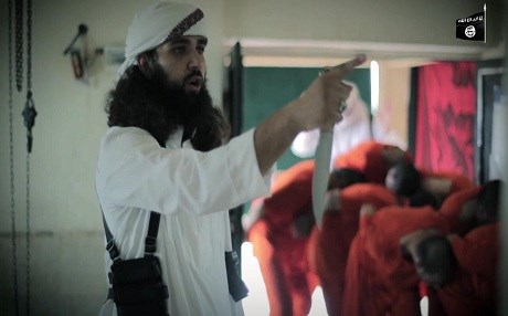 DAIŞê 15 kes serjê kirin û piştre serûbinî daliqandin