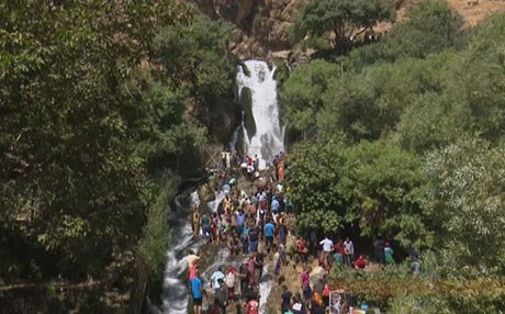 %50ی گەشتیارەکانی ئەحمەدئاوا و زەڵم عەرەبن