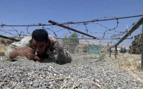 VİDEO - Kürt gençlerine askeri eğitim