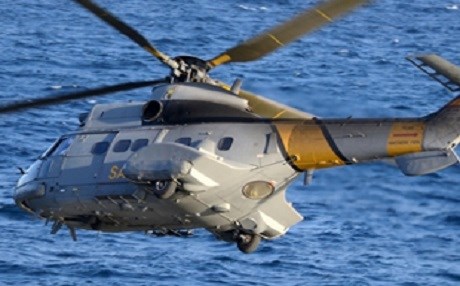 Askeri helikopter denize düştü!