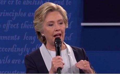 Turkish PM criticizes Clinton for vowing to arm Syrian Kurds in ISIS fight