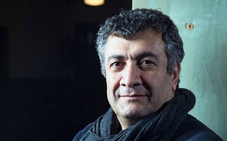 پەرسێلكەكەی مانۆ بەرەو ئەڵمانیا دەفڕێت