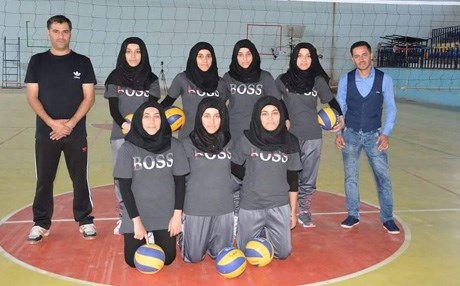 7 kız kardeş takım kurdu