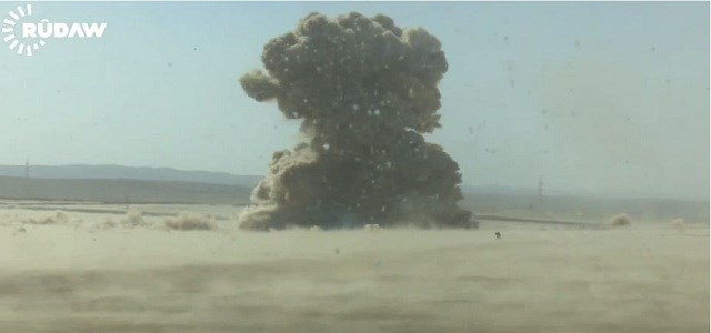 Pêşmerge di weşana zindî de otomobîla bombekirî têkbir