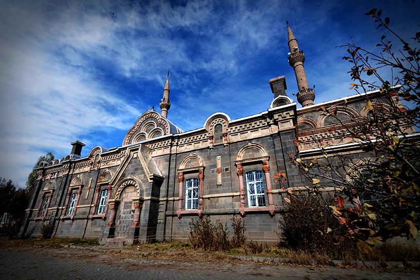 قەرس لە وەرزی پاییزدا