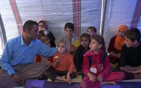 سێ منداڵی ئاوارە دەیانەوێ ریكۆردێكی كتێبی گینس بشكێنن