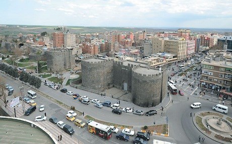 PROJEYEKE NÛ – Amed dewlemend dibe