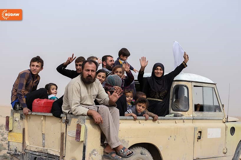 ئاوارەبوونی خەڵکی موسڵ بەرەو باشووری کوردستان