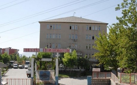 Qayyum danîne ser Şaredariya Şirnexê