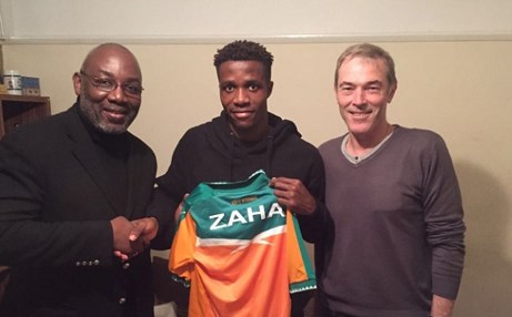 زاها بووه‌ یاریزانى كۆتدیڤوار