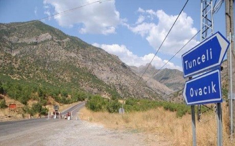 Dersim'de çatışma, karayolu kapatıldı