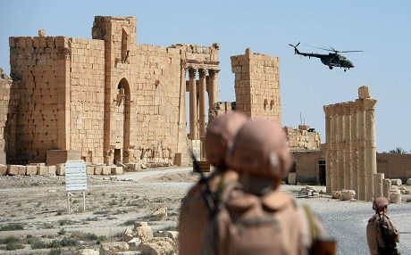 ISIS recaptures parts of Palmyra despite Russian airstrikes