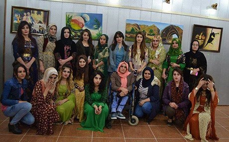 Enfal kızlarından resim sergisi